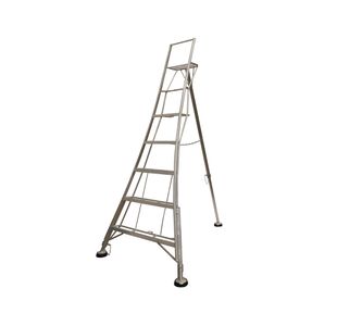 Adjustable 5 Tread Tripod Ladder