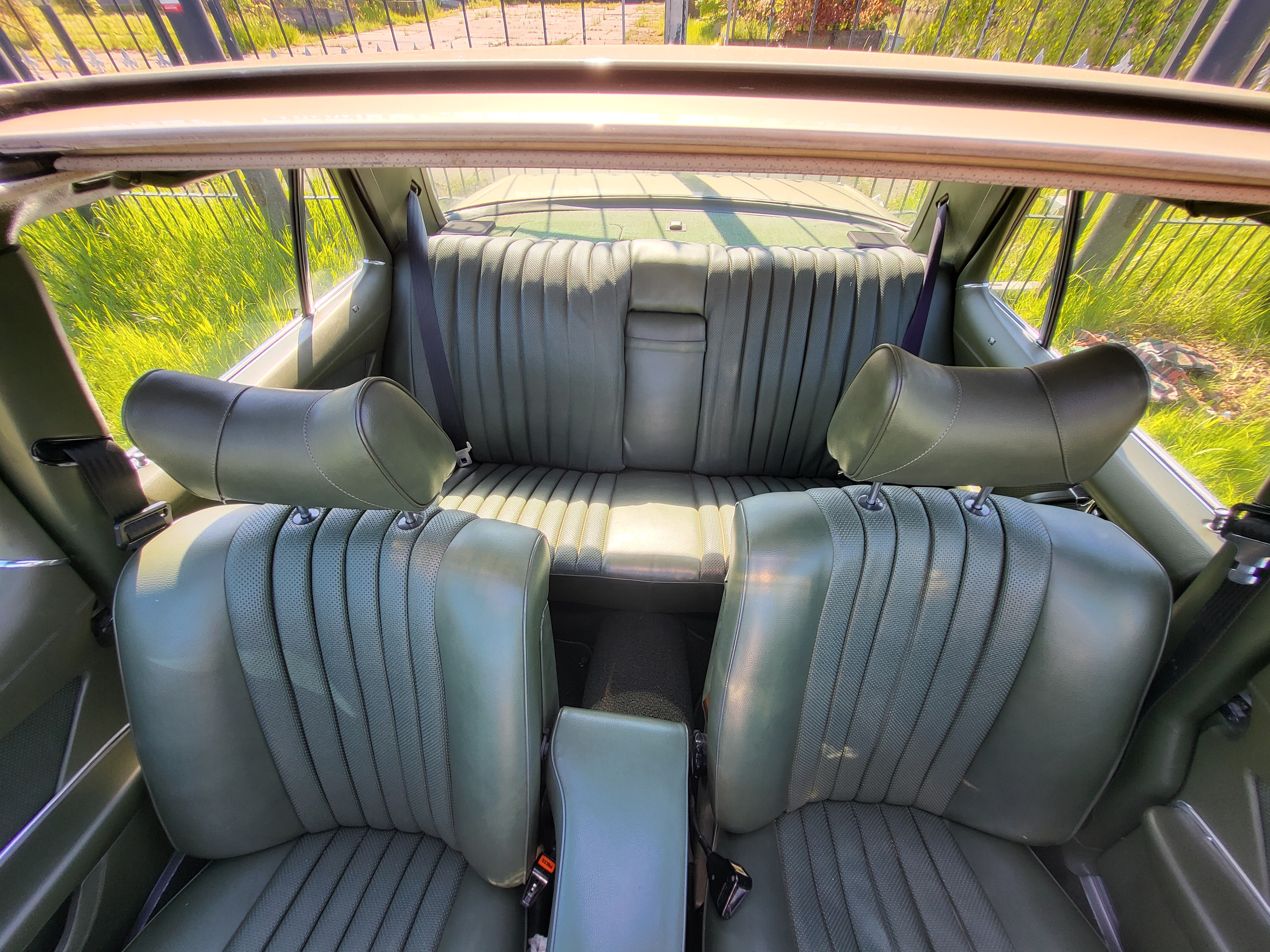Mercedes W116 Sedan 1975