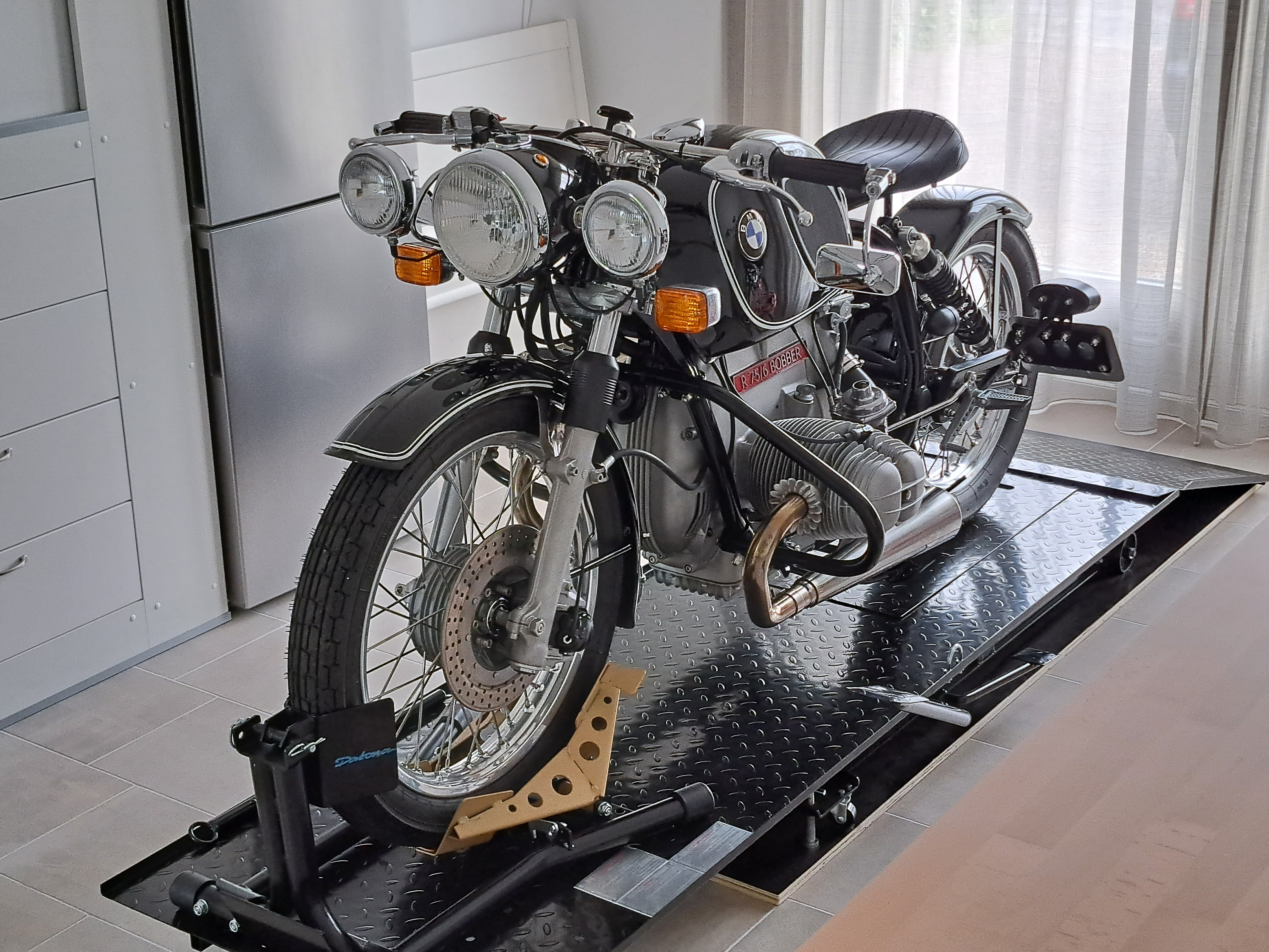 BMW R75/6 Custom Bobber 1976