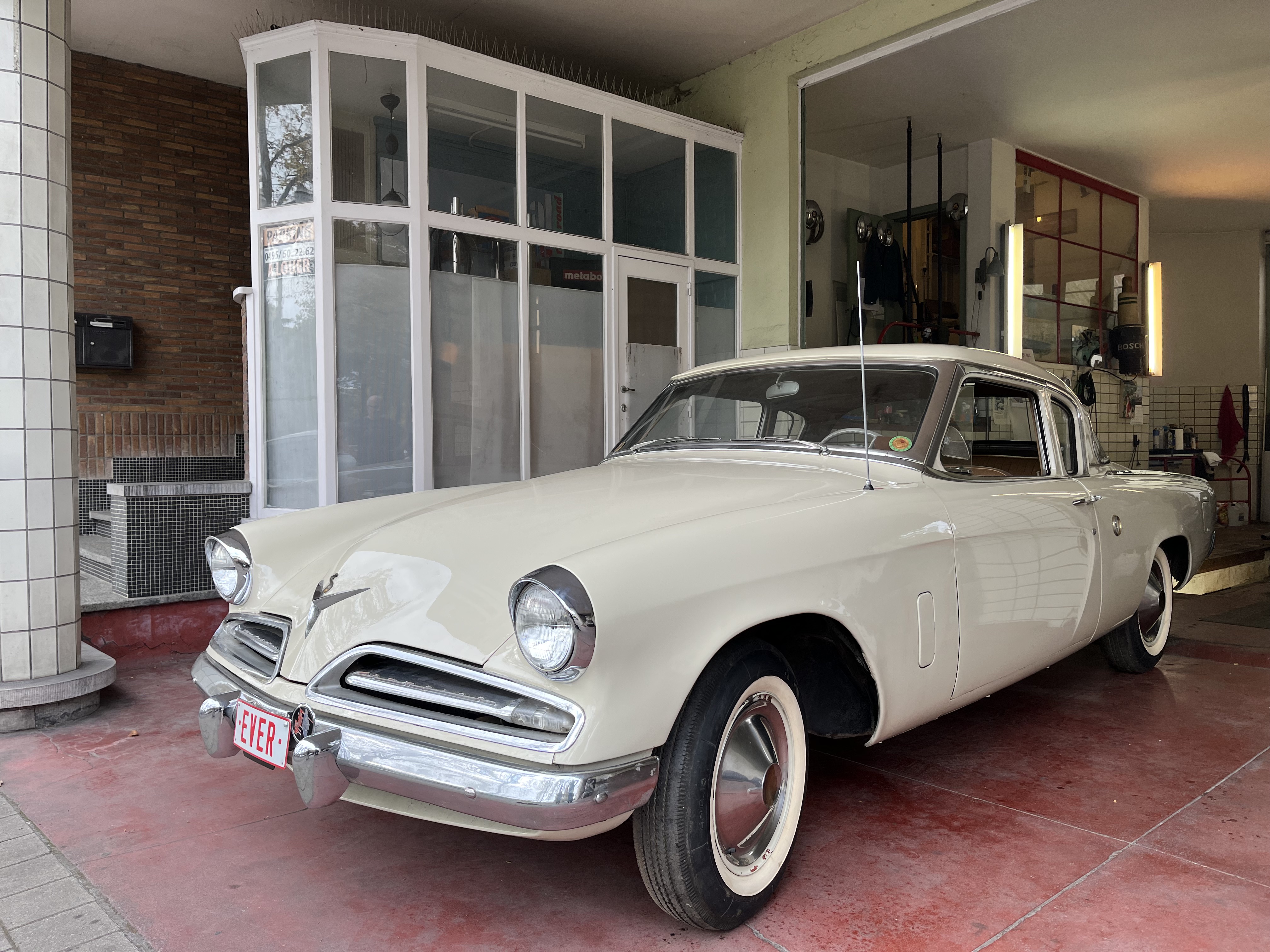 Studebaker Champion Regal Starlight Coupé 6 cilinder 1953