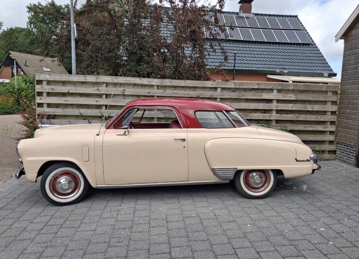 Studebaker Champion Starlight Coupe 1948