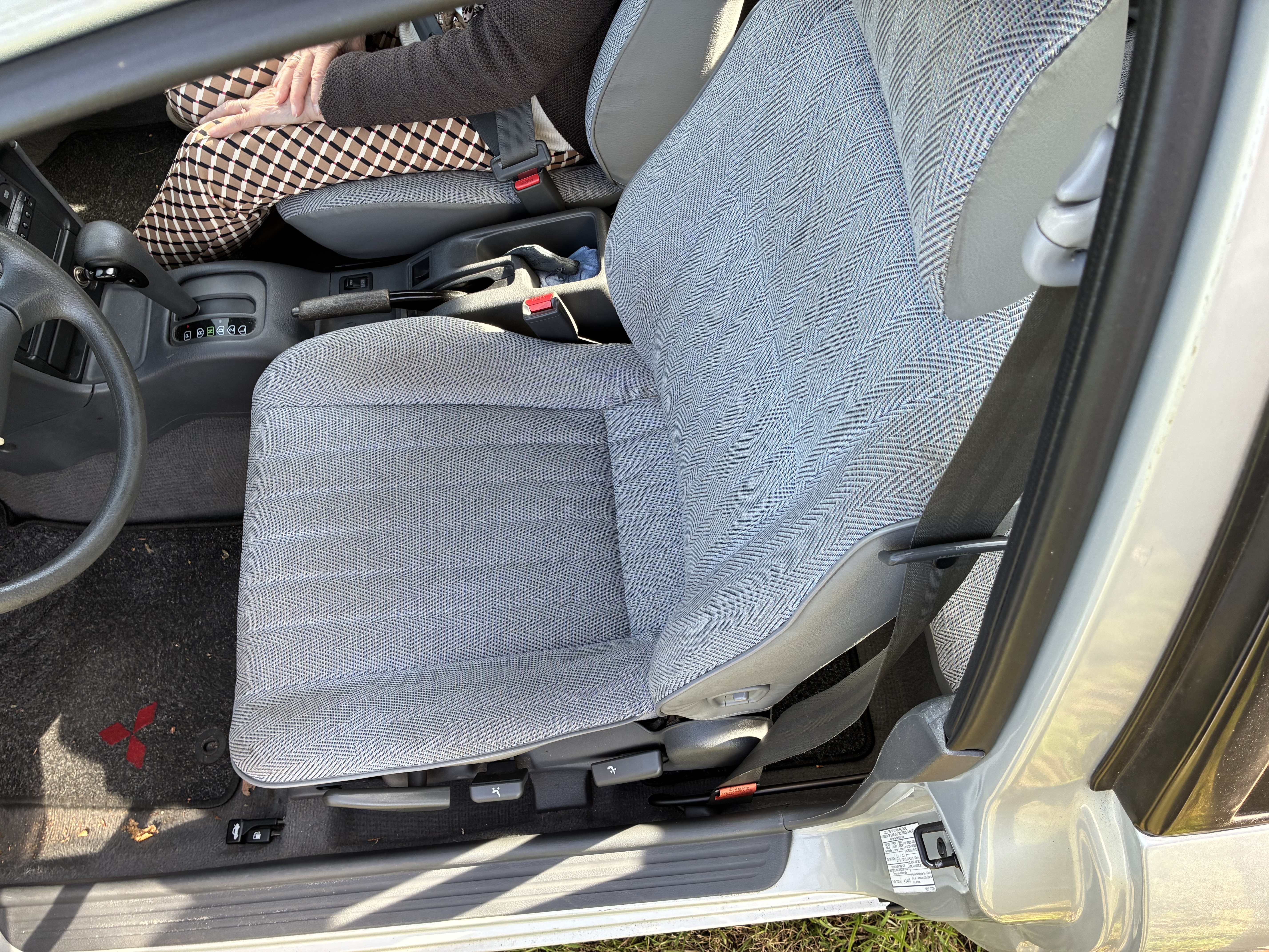 Mitsubishi Colt 1.6 Gli A/T E2 1995