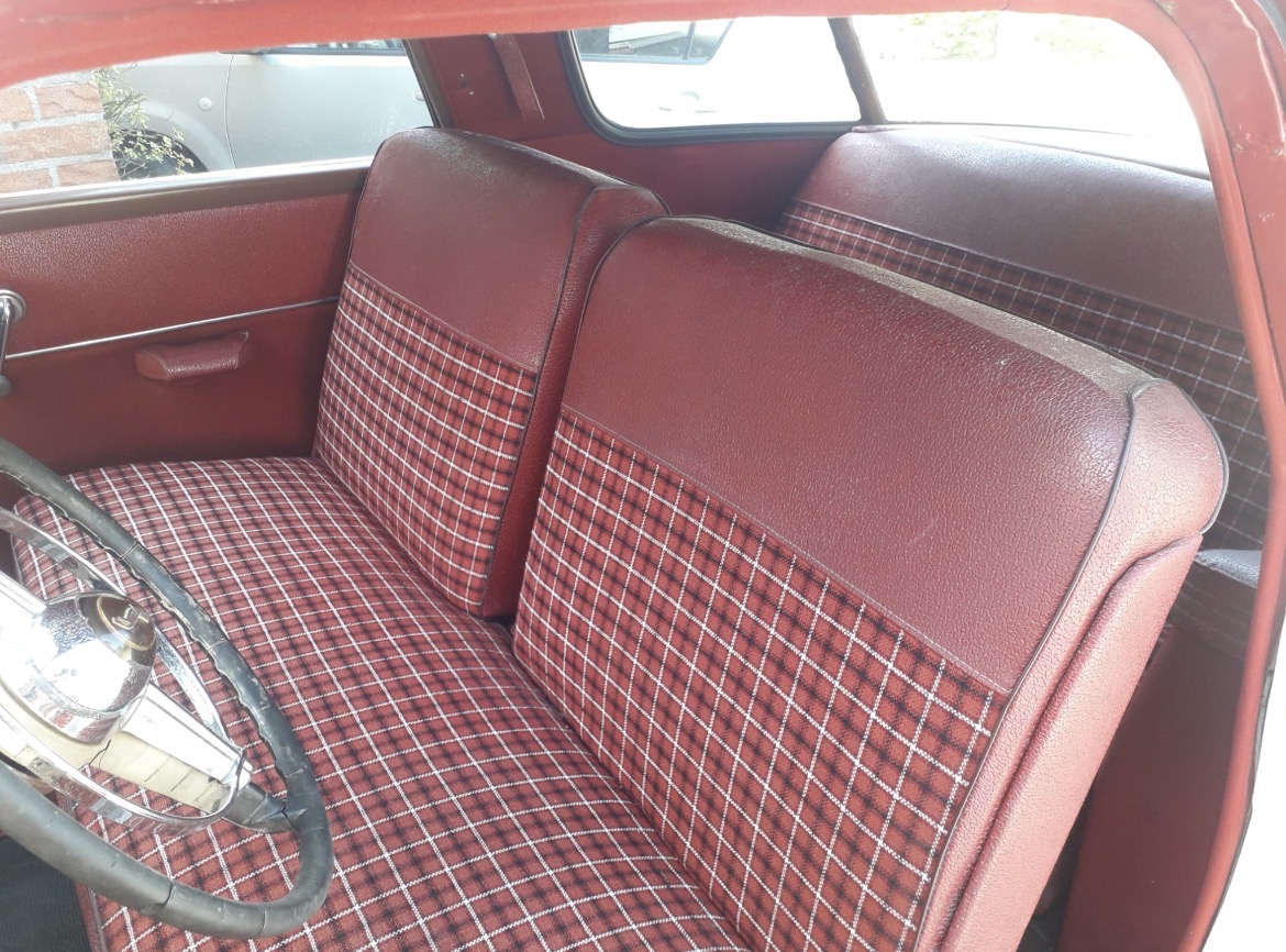 Studebaker Champion Starlight Coupe 1948