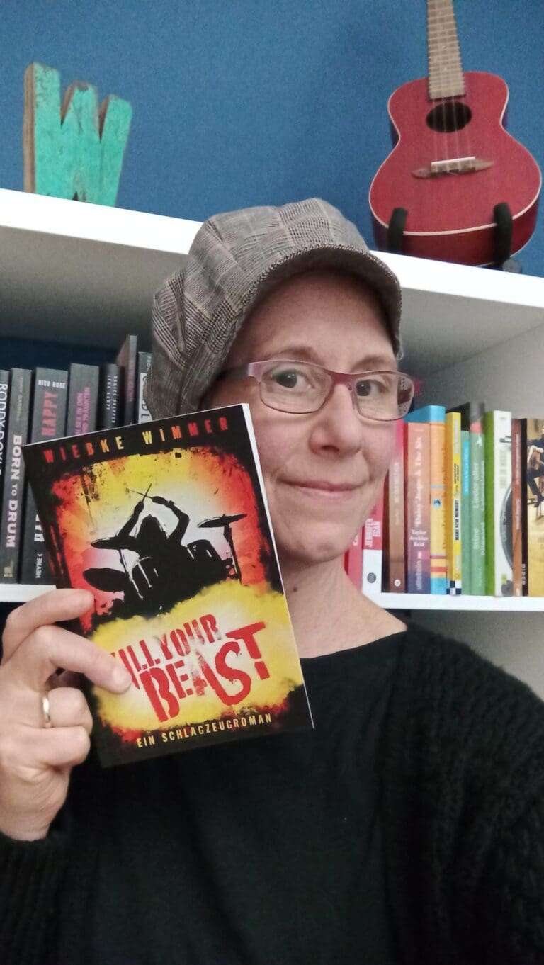 Kiel: Lesung mit Schlagzeugbegleitung: KILL YOUR BEAST
