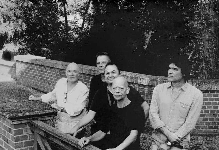 KUNSTFLECKEN – Nighthawks
