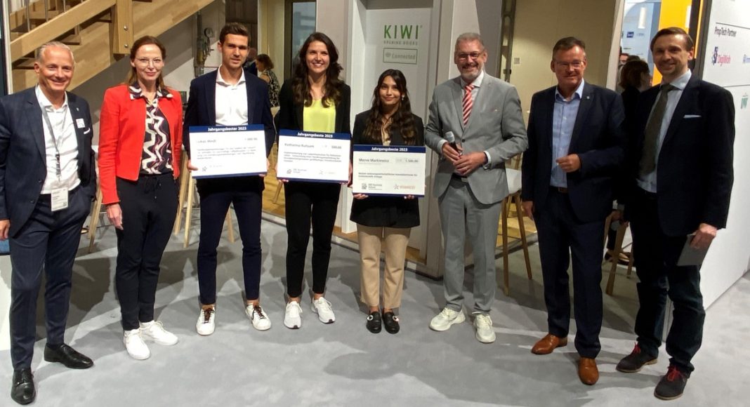 EBZ Business School – Die besten Masterabsolventinnen