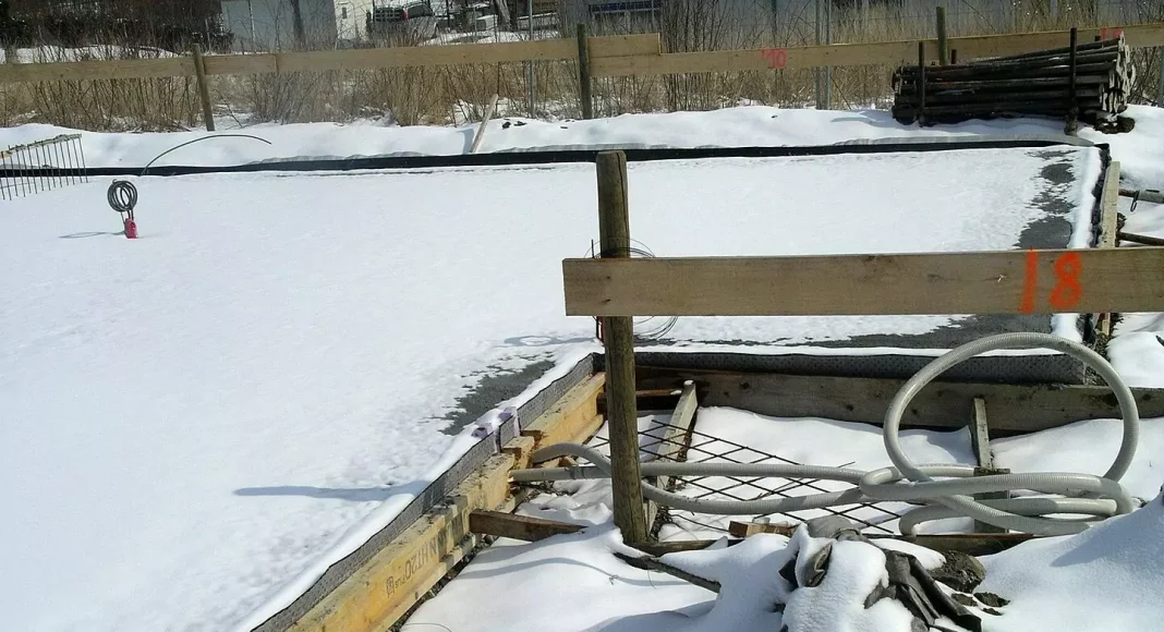 Bauen im Winter – Vorsicht, nicht ungeschützt unter plus 5 Grad