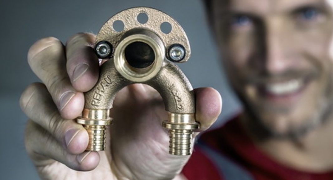 Armaturen, Absperrungen, Fittings und Wasserhähne bleifrei