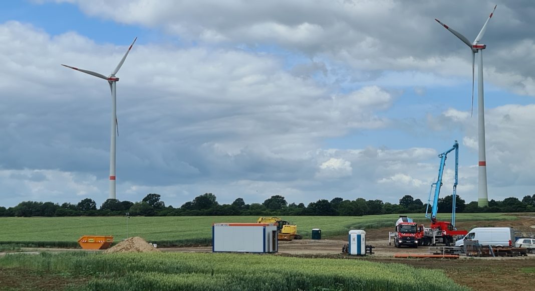 Ausbau von Erneuerbaren Energien senkt Börsenstrompreise