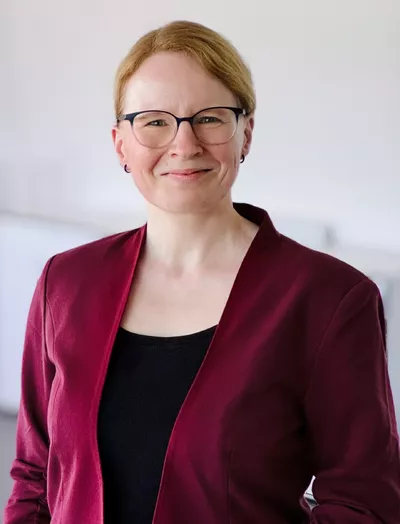 Porträt von Juliane Förster